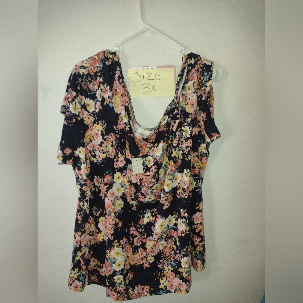 Clothes - Picture 4 of 5